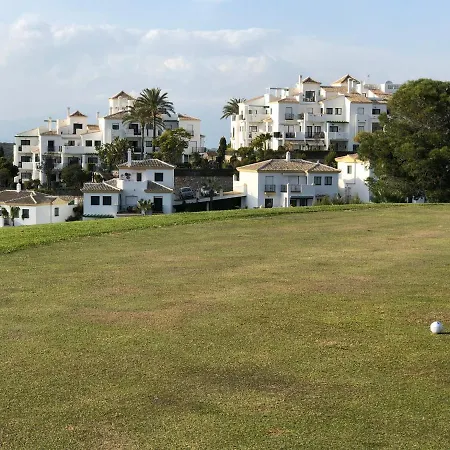 Apartment - Sleeps 4 - Parking - Garden - Pool Apartment Alhaurin el Grande