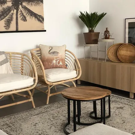 Apartment - Sleeps 4 - Parking - Garden - Pool Apartment Alhaurin el Grande