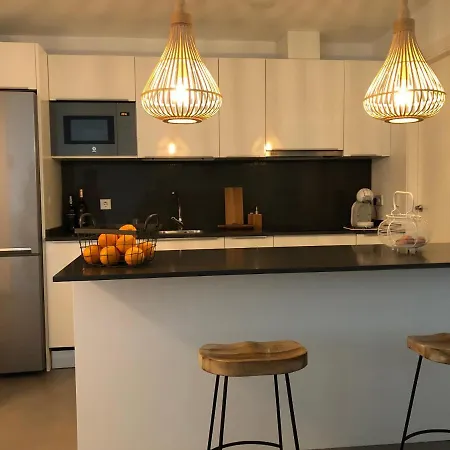 Apartment Apartment - Sleeps 4 - Parking - Garden - Pool *